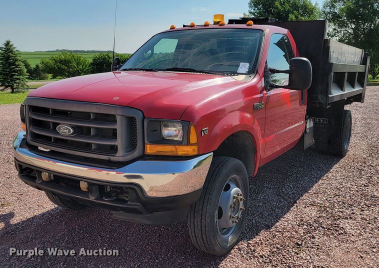 image for item ML9446 2001 Ford F550 Super Duty XL  dump truck