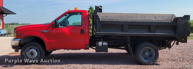 image for item ML9446 2001 Ford F550 Super Duty XL  dump truck