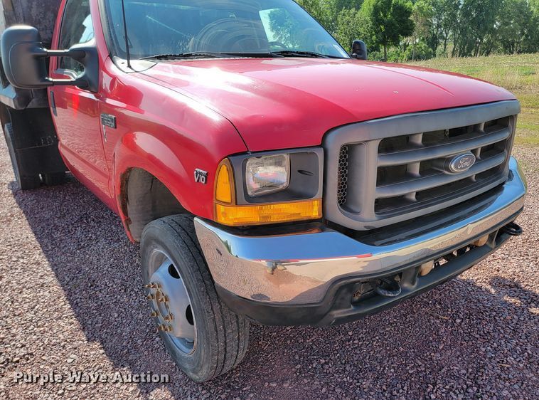 image for item ML9446 2001 Ford F550 Super Duty XL  dump truck