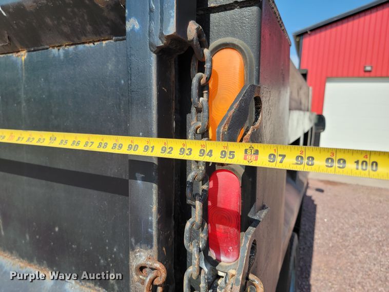 image for item ML9446 2001 Ford F550 Super Duty XL  dump truck