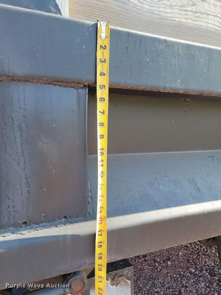 image for item ML9446 2001 Ford F550 Super Duty XL  dump truck