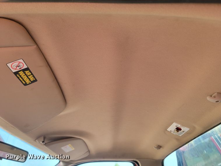 image for item ML9446 2001 Ford F550 Super Duty XL  dump truck