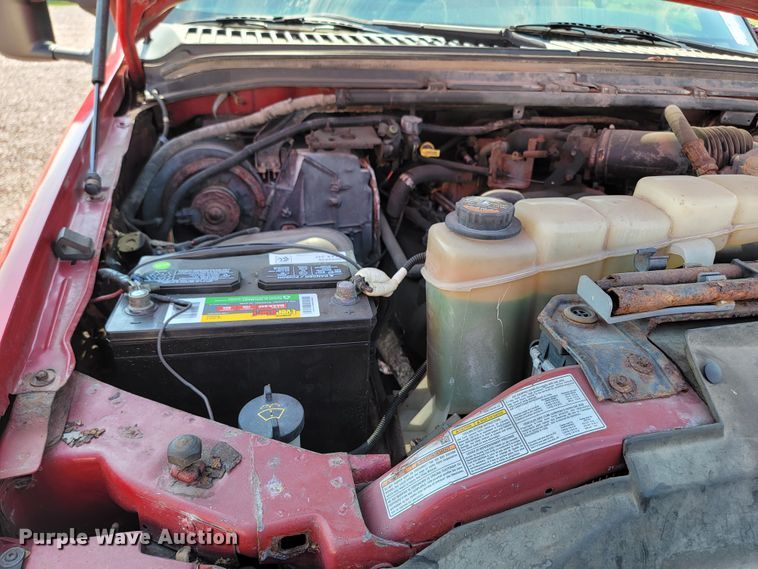 image for item ML9446 2001 Ford F550 Super Duty XL  dump truck