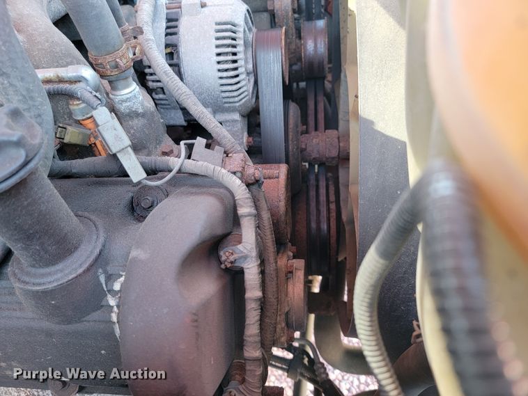 image for item ML9446 2001 Ford F550 Super Duty XL  dump truck