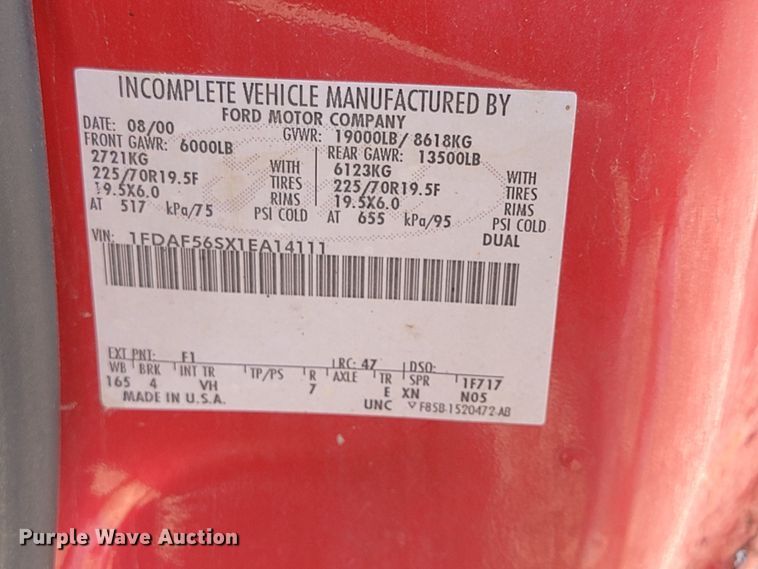 image for item ML9446 2001 Ford F550 Super Duty XL  dump truck