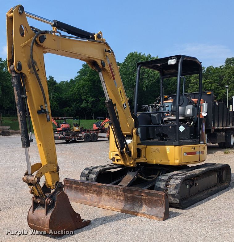image for item MO9038 2012 Caterpillar 305ECR  mini excavator