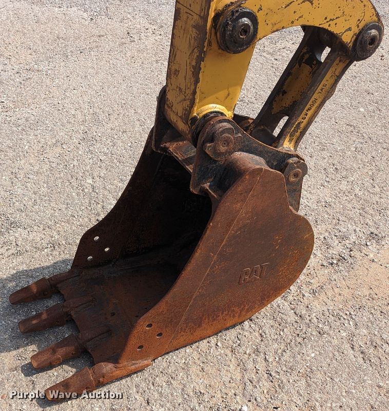 image for item MO9038 2012 Caterpillar 305ECR  mini excavator