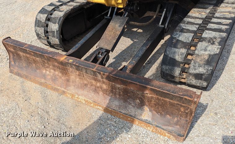 image for item MO9038 2012 Caterpillar 305ECR  mini excavator