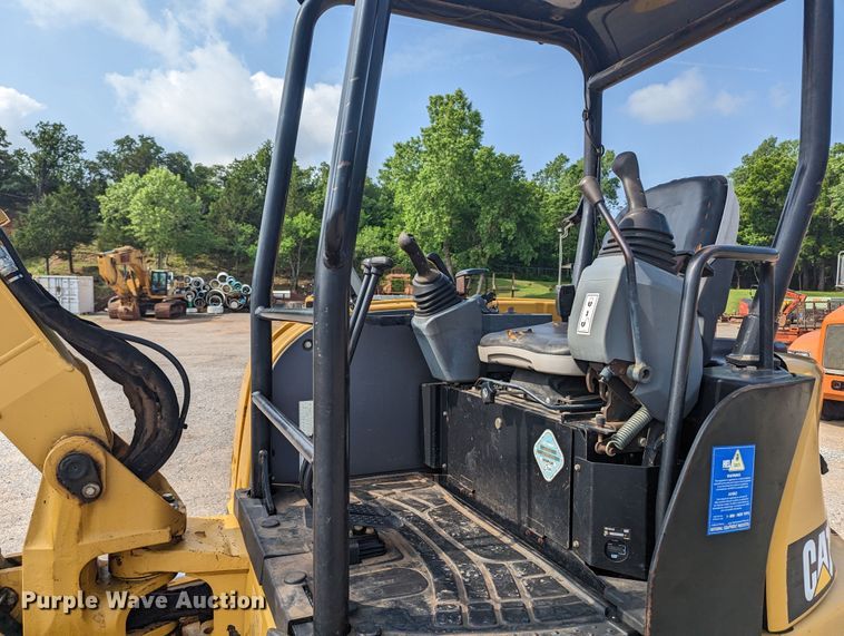 image for item MO9038 2012 Caterpillar 305ECR  mini excavator