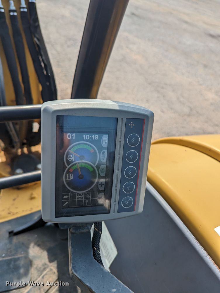 image for item MO9038 2012 Caterpillar 305ECR  mini excavator