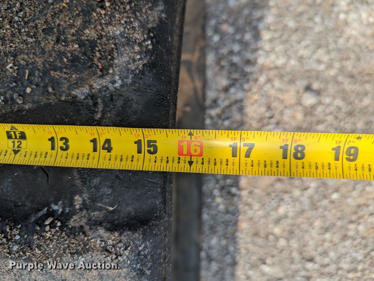 image for item MO9038 2012 Caterpillar 305ECR  mini excavator