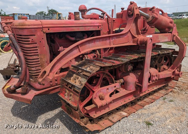 image for item MO9040 International T9  dozer