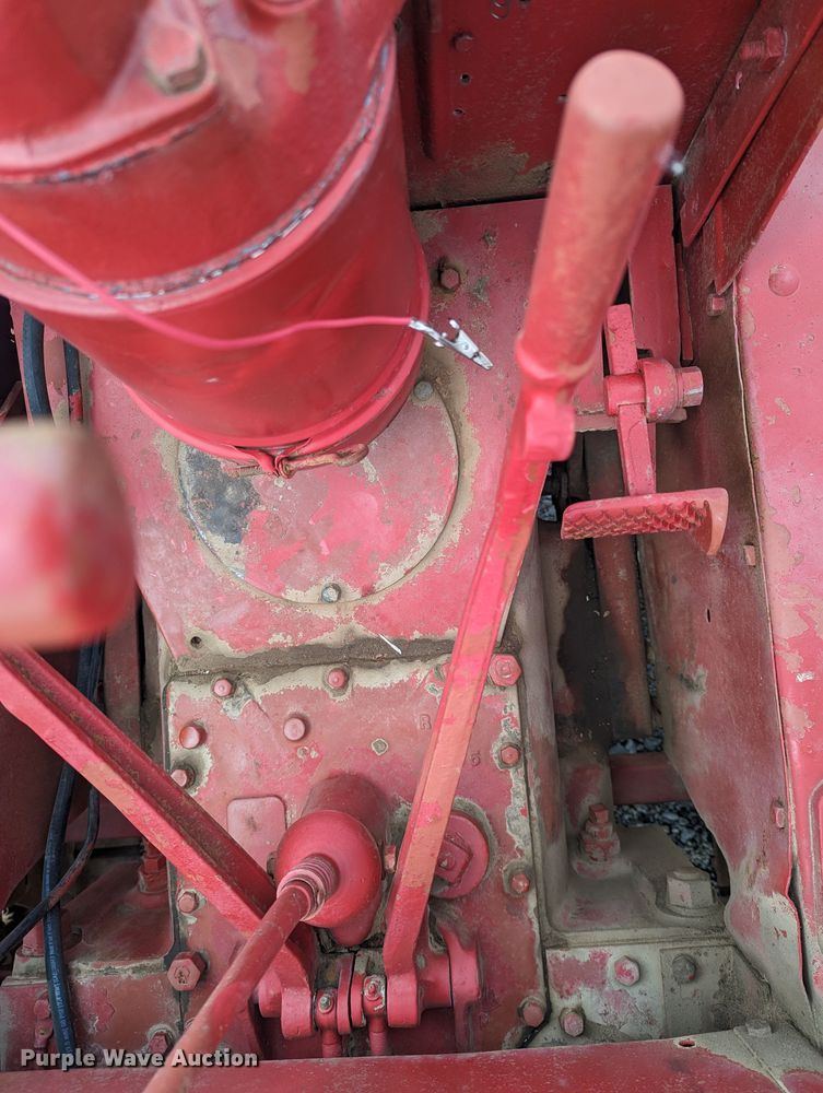 image for item MO9040 International T9  dozer