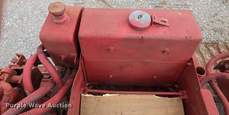 image for item MO9040 International T9  dozer