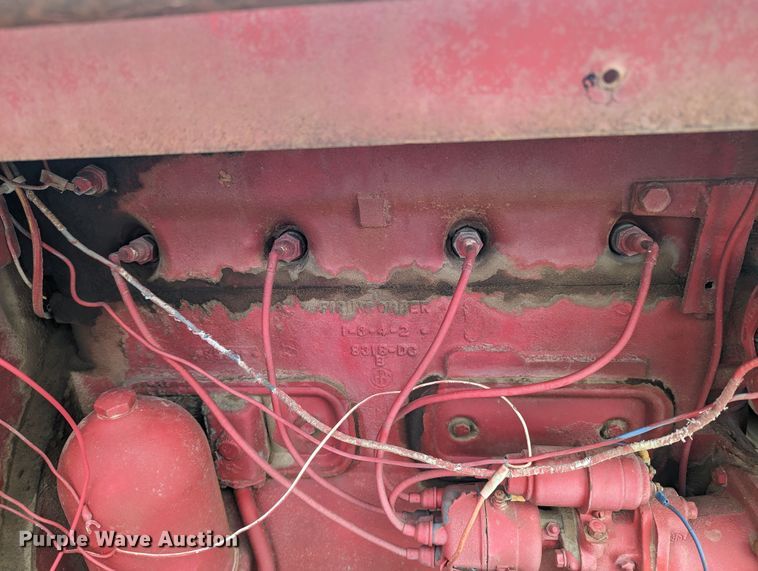 image for item MO9040 International T9  dozer