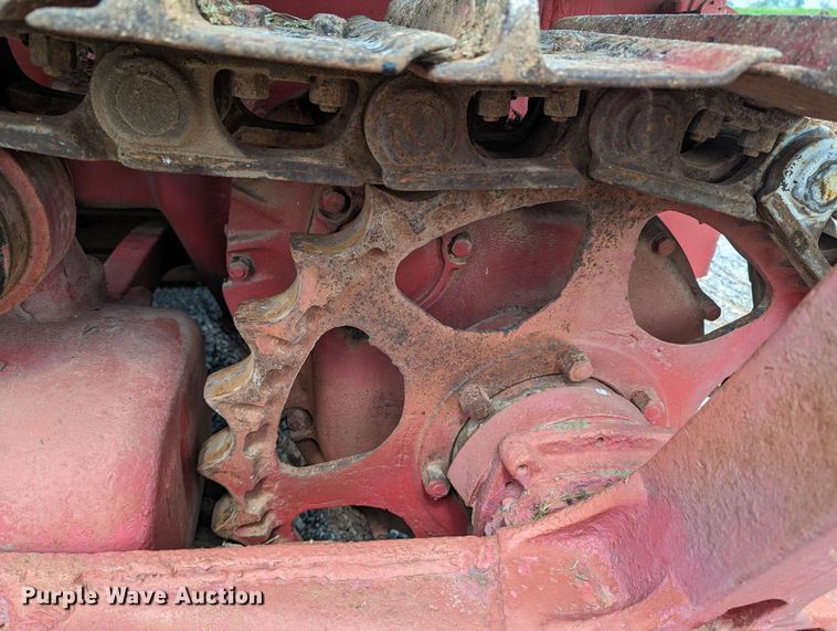 image for item MO9040 International T9  dozer