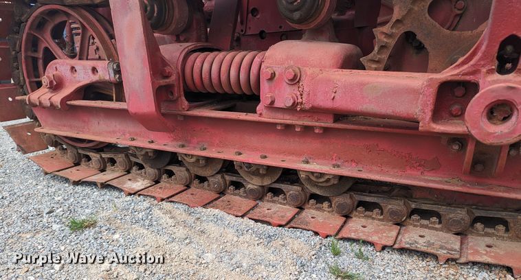 image for item MO9040 International T9  dozer