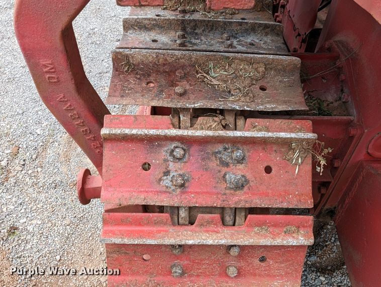 image for item MO9040 International T9  dozer