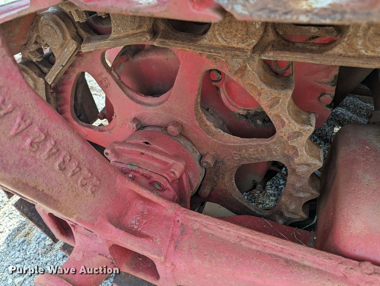 image for item MO9040 International T9  dozer