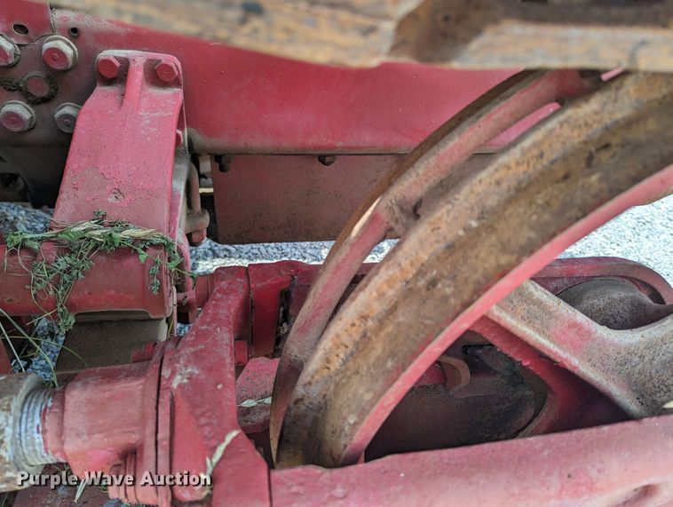 image for item MO9040 International T9  dozer