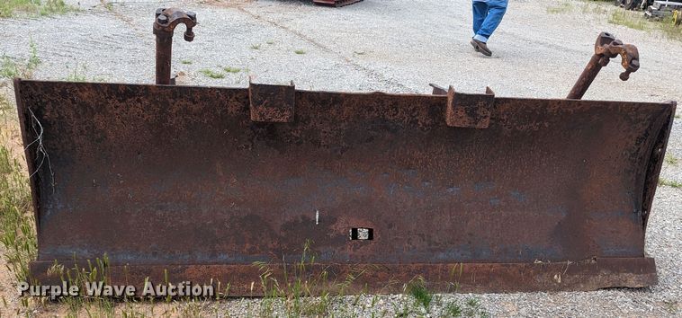 image for item MO9040 International T9  dozer