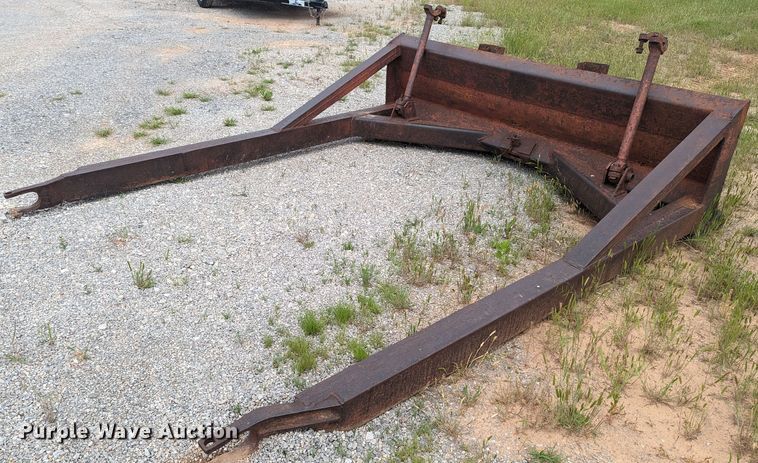 image for item MO9040 International T9  dozer