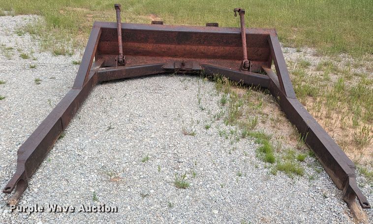 image for item MO9040 International T9  dozer