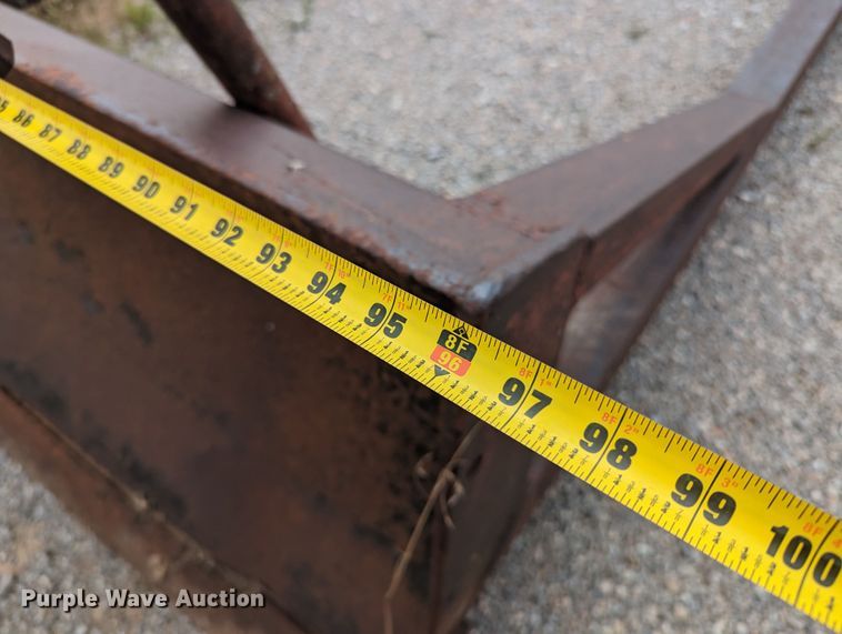 image for item MO9040 International T9  dozer