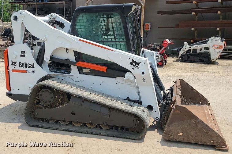 image for item MO9856 2014 Bobcat T770  tracked skid steer loader
