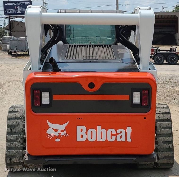 image for item MO9856 2014 Bobcat T770  tracked skid steer loader