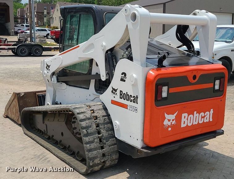 image for item MO9856 2014 Bobcat T770  tracked skid steer loader