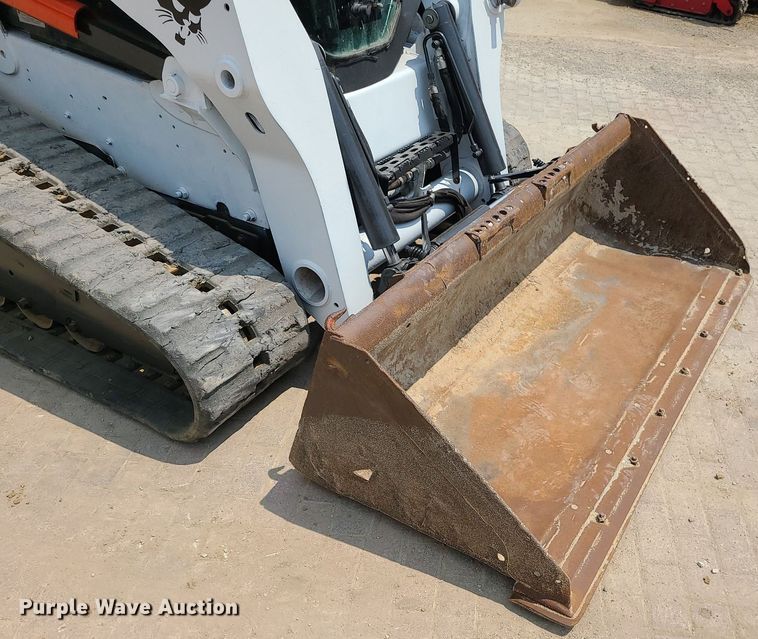image for item MO9856 2014 Bobcat T770  tracked skid steer loader