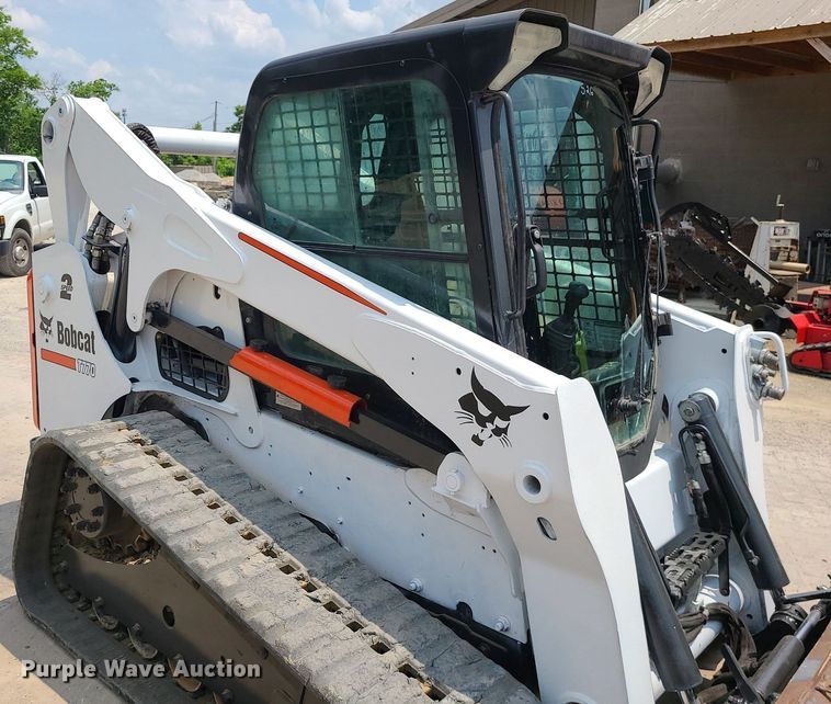 image for item MO9856 2014 Bobcat T770  tracked skid steer loader