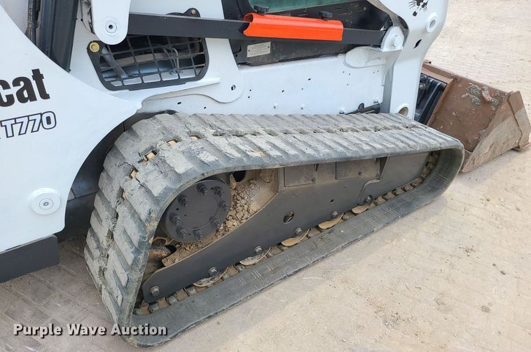 image for item MO9856 2014 Bobcat T770  tracked skid steer loader