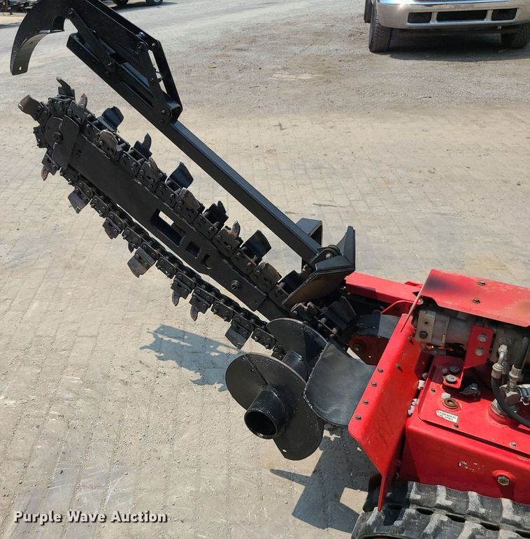 image for item MO9857 Barreto  trencher