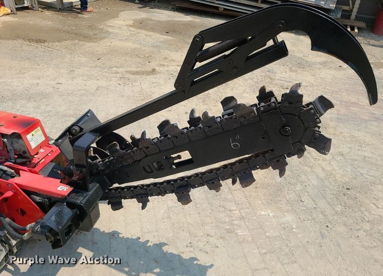 image for item MO9857 Barreto  trencher