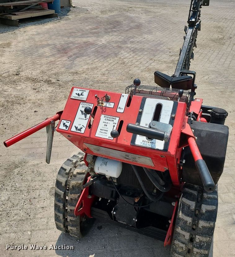 image for item MO9857 Barreto  trencher