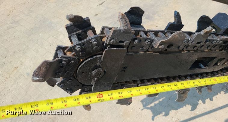 image for item MO9857 Barreto  trencher