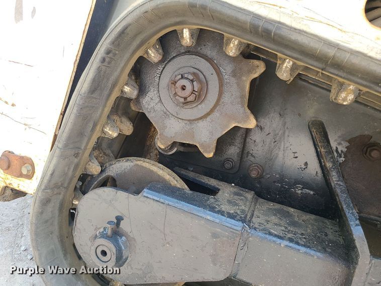 image for item MO9858 2012 Bobcat MT55  compact utility loader