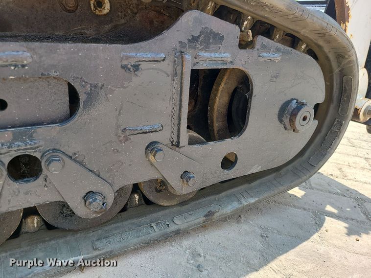 image for item MO9858 2012 Bobcat MT55  compact utility loader