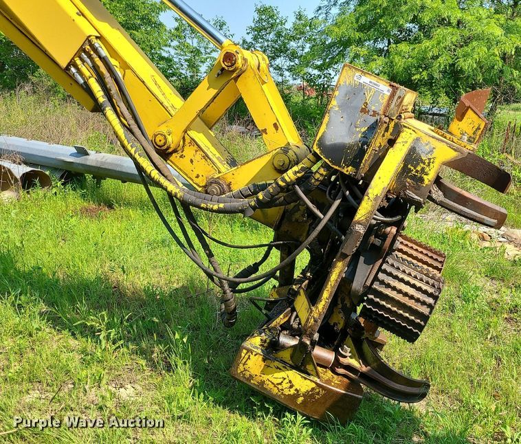 image for item MO9863 Harvester