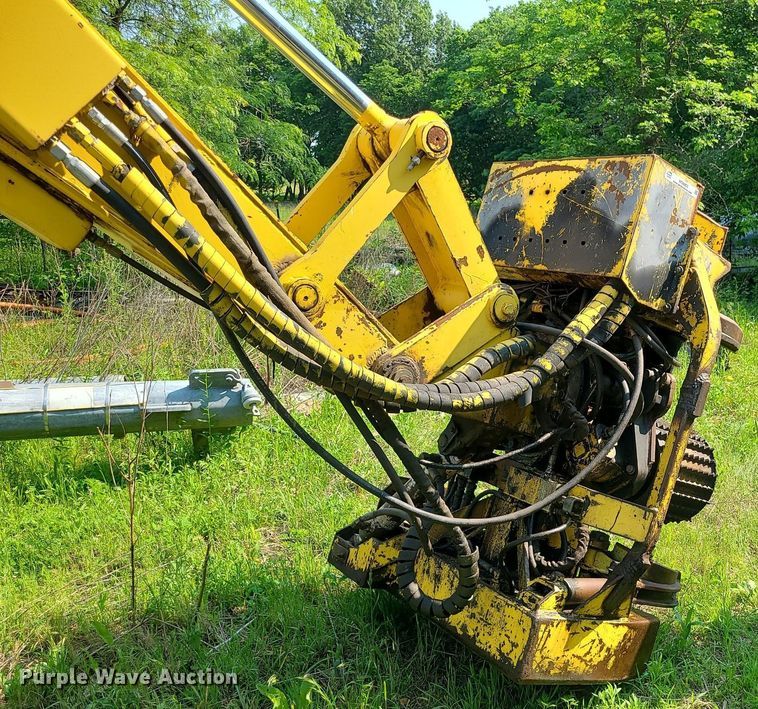 image for item MO9863 Harvester