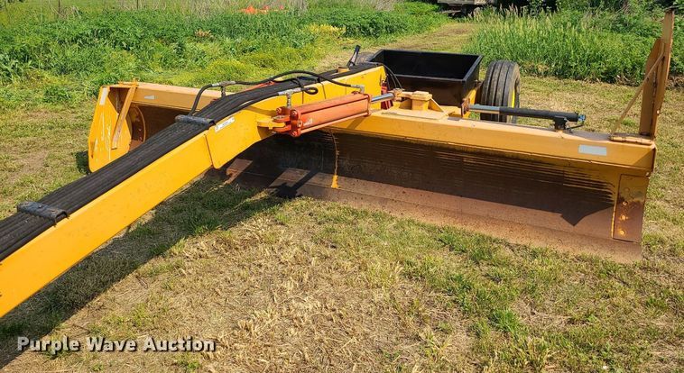 image for item MO9865 Industrial America 140R  grader