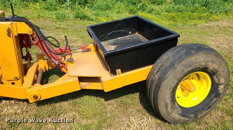 image for item MO9865 Industrial America 140R  grader