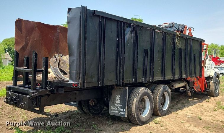 image for item MO9870 1997 Ford LTS9000  crane truck