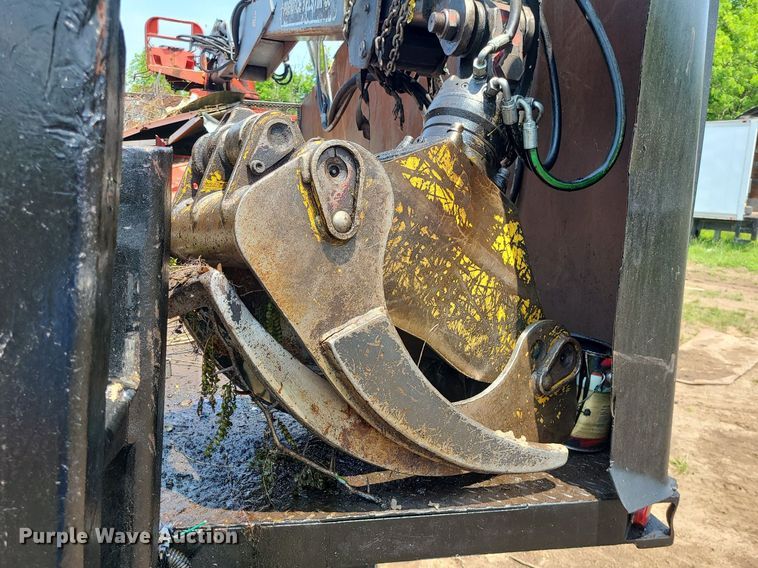 image for item MO9870 1997 Ford LTS9000  crane truck