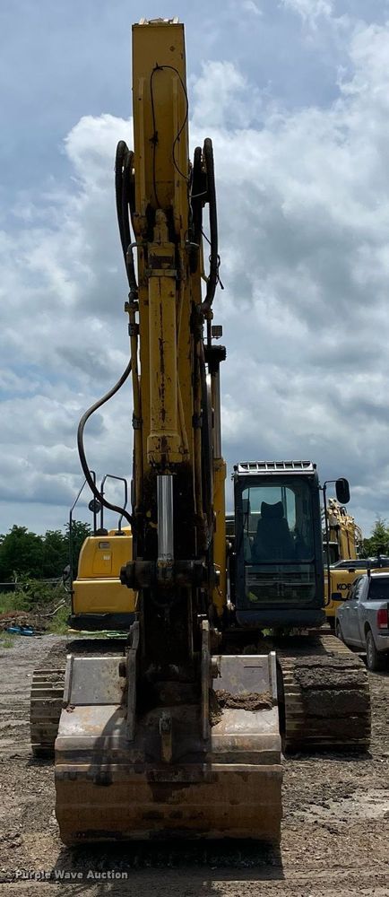 image for item MR9066 Kobelco SK350LC-9E  excavator