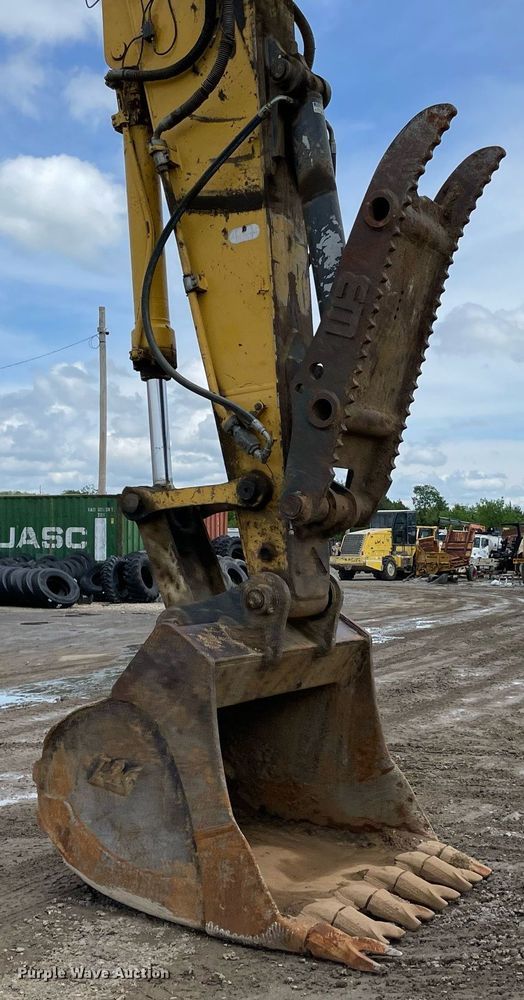 image for item MR9066 Kobelco SK350LC-9E  excavator