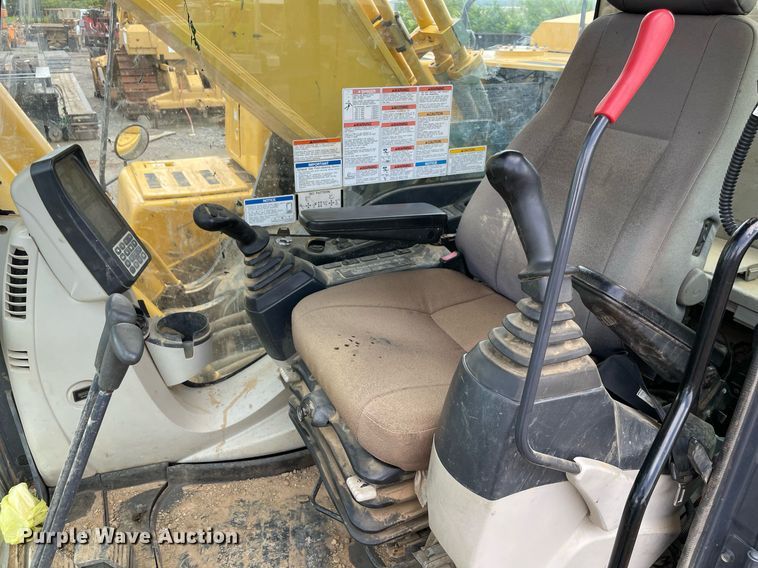 image for item MR9066 Kobelco SK350LC-9E  excavator