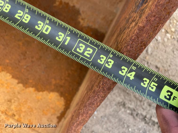 image for item MR9067 2018 Kobelco SK140SRLC  mini excavator